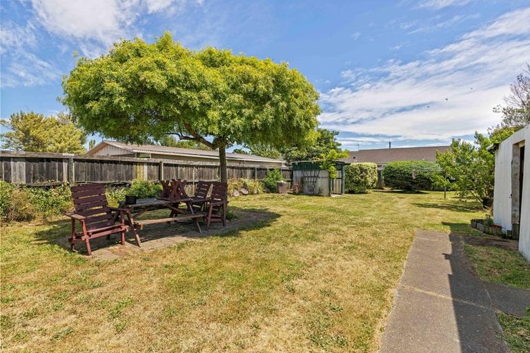 Photo of property in 21 Hay Street, Bromley, Christchurch, 8062