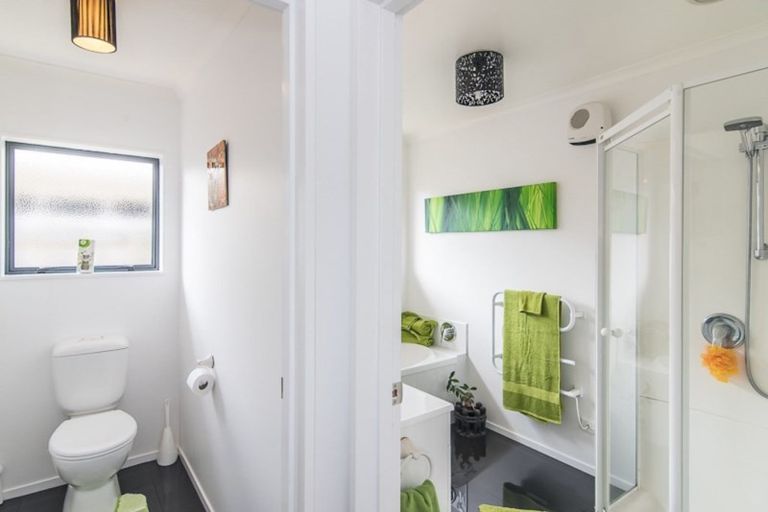 Photo of property in 92 Weggery Drive, Waikanae Beach, Waikanae, 5036