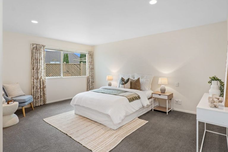 Photo of property in 1/21 Overdale Drive, Cashmere, Christchurch, 8022