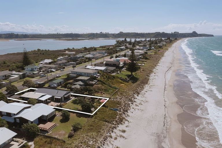 Photo of property in 515 Pukehina Parade, Pukehina, Te Puke, 3189