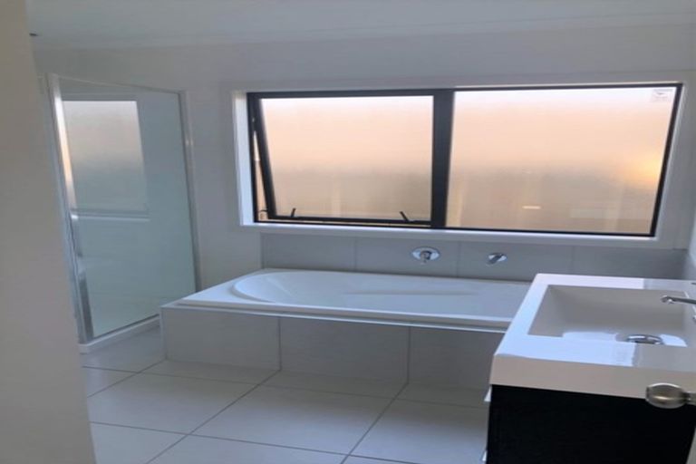 Photo of property in 2 Onukutara Place, Huntington, Hamilton, 3210