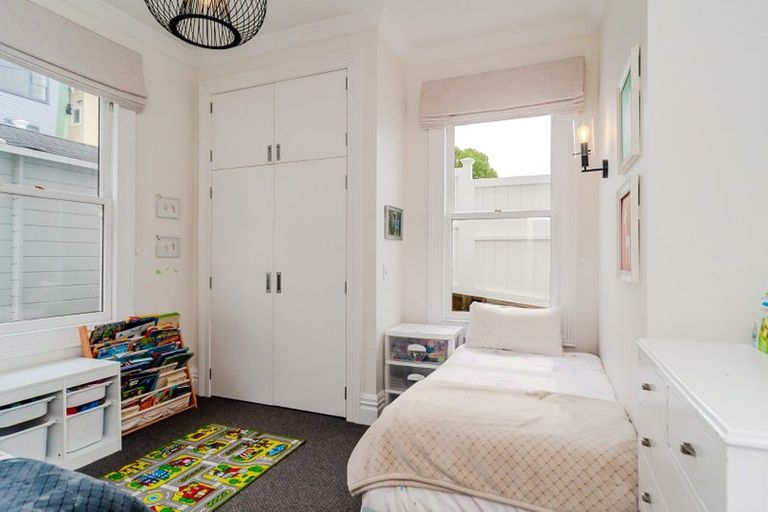 Photo of property in 1 Torquay Terrace, Newtown, Wellington, 6021