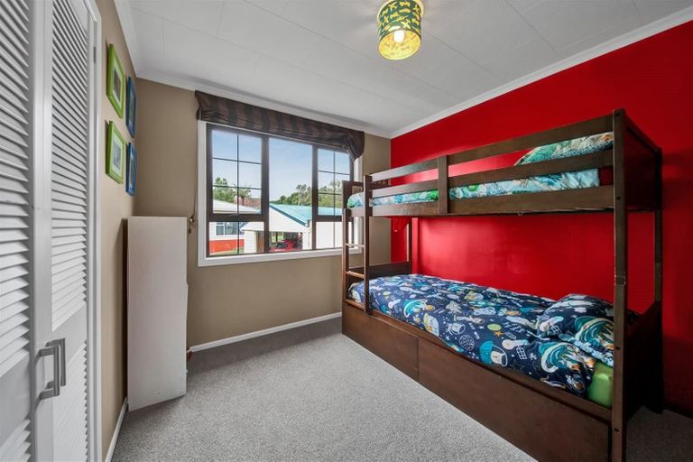 Photo of property in 6 Shakespeare Street, Stratford, 4332