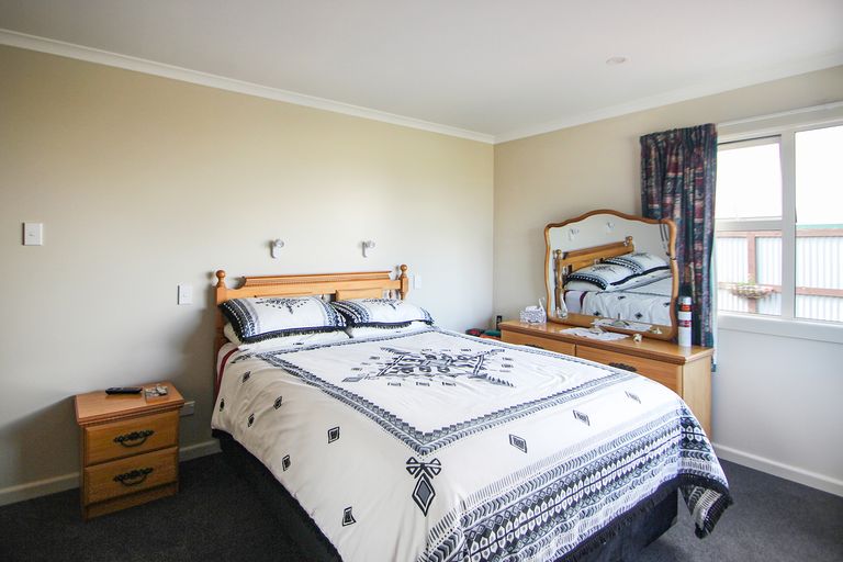 Photo of property in 23 Selwyn Street, South Hill, Oamaru, 9400