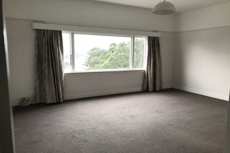 Photo of property in 5/56 Tanera Crescent, Brooklyn, Wellington, 6021