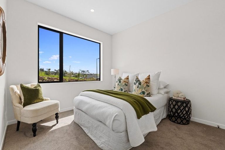 Photo of property in 27 Mahi Road, Helensville, 0800