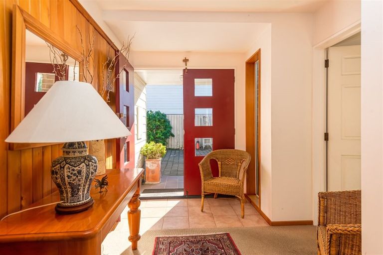 Photo of property in 33a Sabys Road, Halswell, Christchurch, 8025