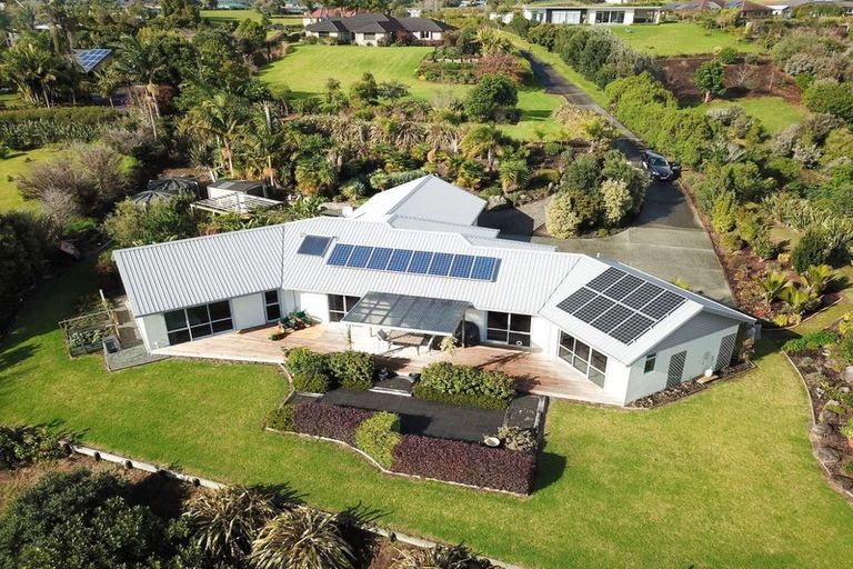 Photo of property in 16b Greenway Drive, Kerikeri, 0230