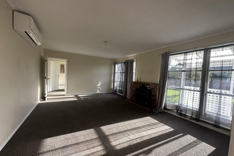Photo of property in 27 Shakespeare Avenue, Trentham, Upper Hutt, 5018