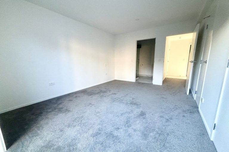Photo of property in 4/61 Matipo Road, Te Atatu Peninsula, Auckland, 0610