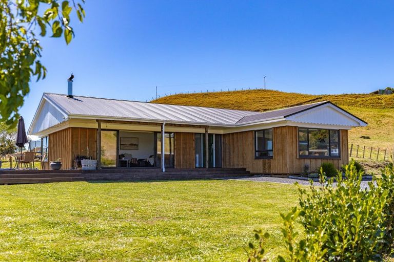 Photo of property in 12 Pipitiera Street, Taumarunui, 3992