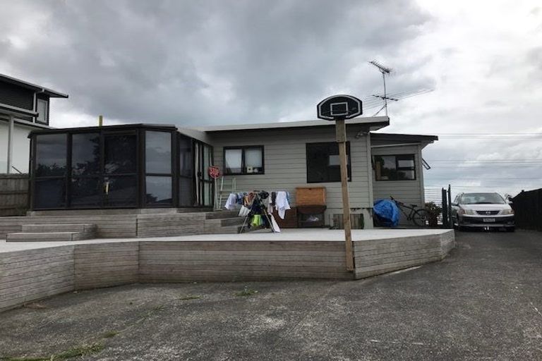 Photo of property in 517 Whangaparaoa Road, Stanmore Bay, Whangaparaoa, 0932