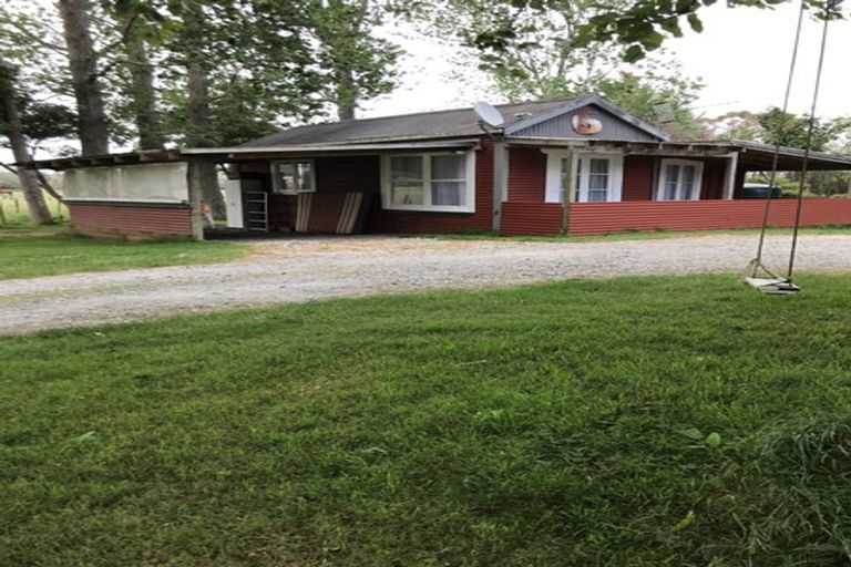 Photo of property in 61 Mullins Road, Ardmore, Papakura, 2582