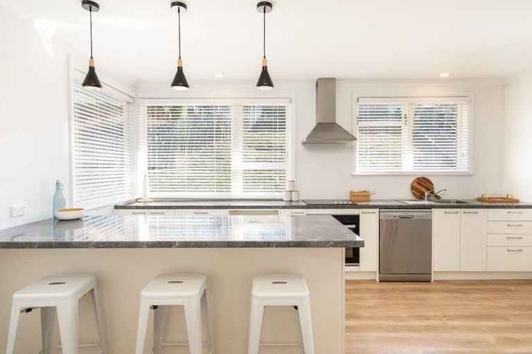 Photo of property in 23 Hanlon Street, Halfway Bush, Dunedin, 9010