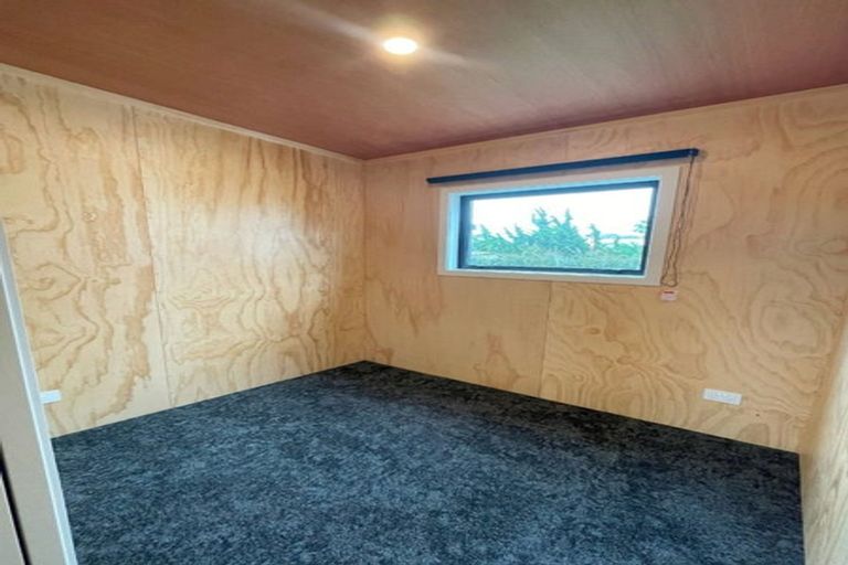 Photo of property in 15 Paritutu Road, Spotswood, New Plymouth, 4310