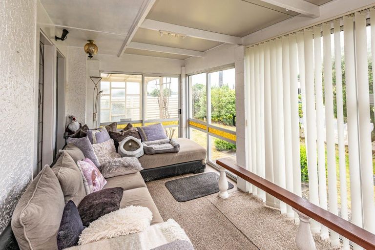 Photo of property in 6 Murch Place, Tawhero, Whanganui, 4500