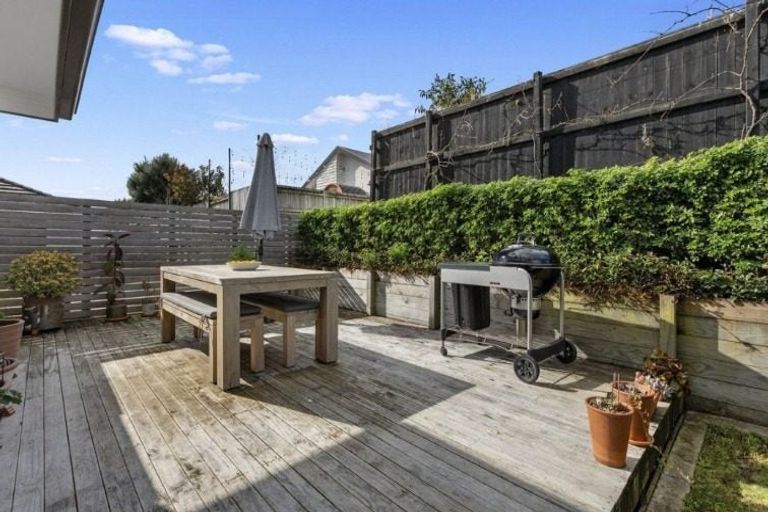 Photo of property in 24 Benmore Crescent, Pyes Pa, Tauranga, 3112