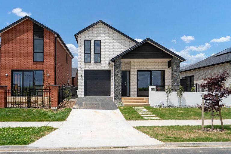 Photo of property in 40 Isobel Hodgson Drive, Cambridge, 3434