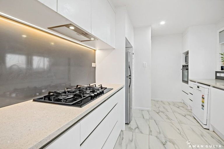 Photo of property in 34 Ellis Avenue, Mount Roskill, Auckland, 1041