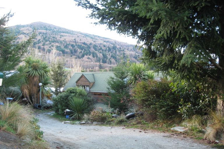 Photo of property in 24 Mcmillan Road, Arthurs Point, Queenstown, 9371