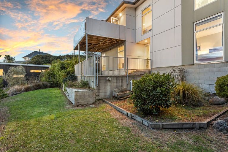 Photo of property in 10 Euan Sarginson Place, Diamond Harbour, Lyttelton, 8971