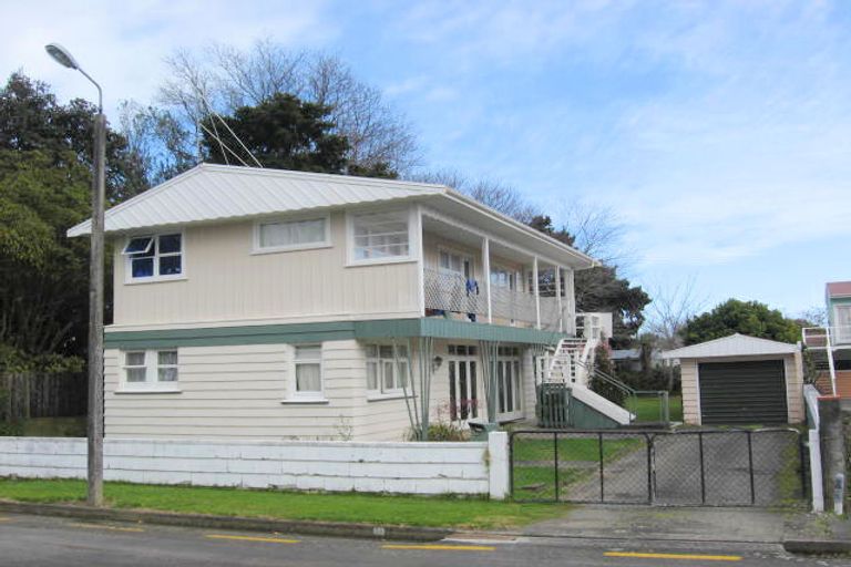 Photo of property in 20 Clark Street, Levin, 5510