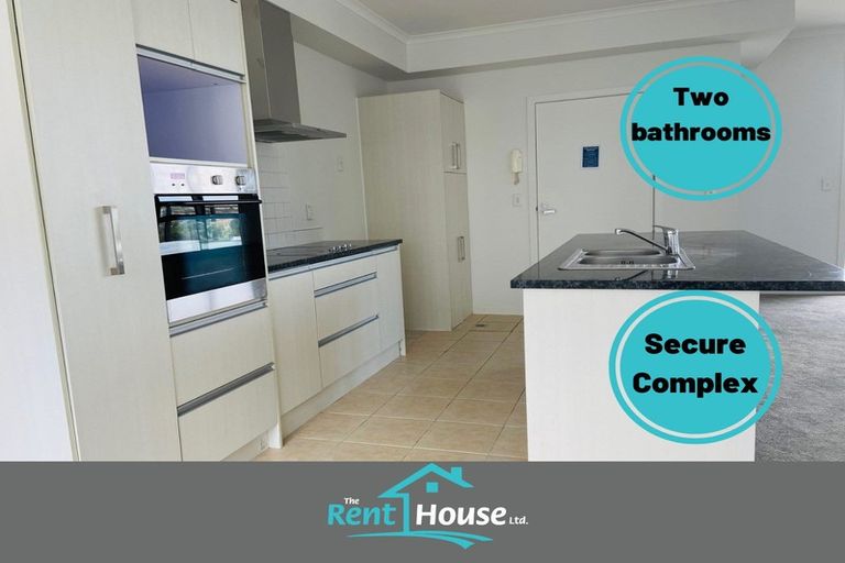 Photo of property in 9/130 Stancombe Road, Flat Bush, Auckland, 2016