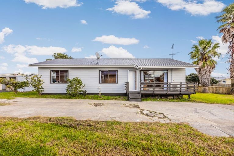 Photo of property in 80 Cottingham Crescent, Mangere East, Auckland, 2024