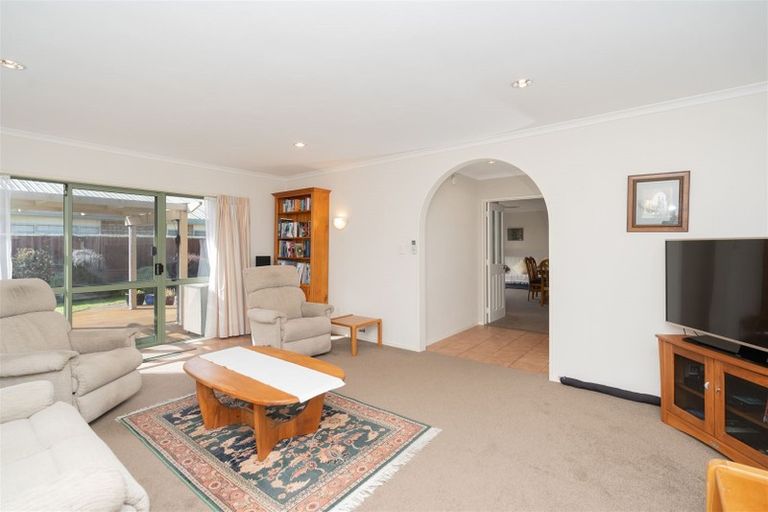 Photo of property in 26 Admiral Crescent, Flagstaff, Hamilton, 3210