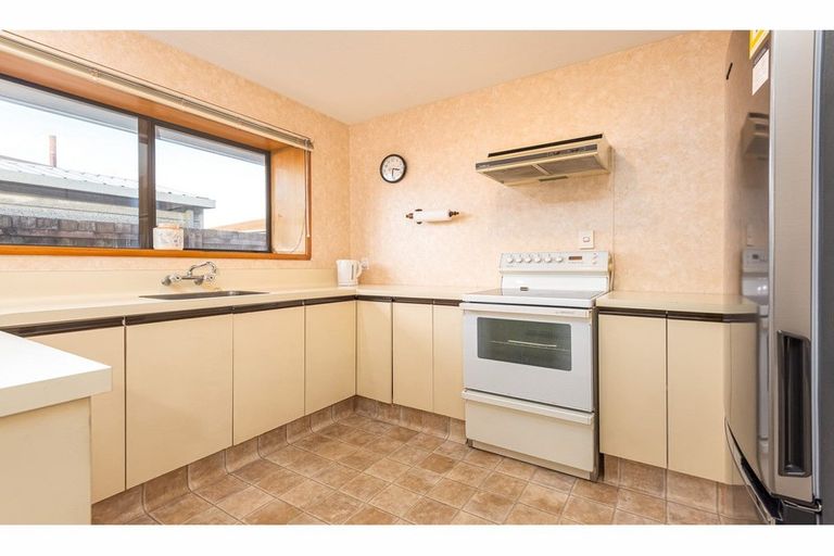 Photo of property in 2/1 Spurway Place, Mairehau, Christchurch, 8013