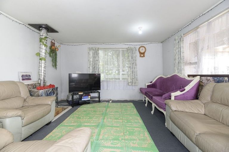 Photo of property in 163 Royal Road, Massey, Auckland, 0614