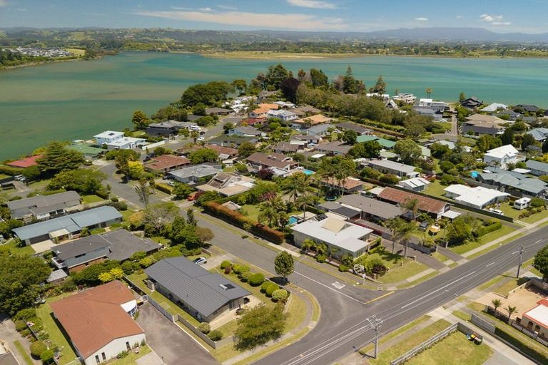 Photo of property in 8 Rewarewa Place, Matua, Tauranga, 3110