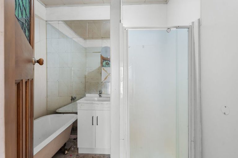 Photo of property in 259 Ferry Road, Waltham, Christchurch, 8011