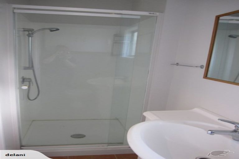 Photo of property in 11 Babington Place, Torbay, Auckland, 0630