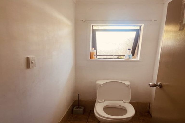 Photo of property in 19 Kakapo Place, Papatoetoe, Auckland, 2025