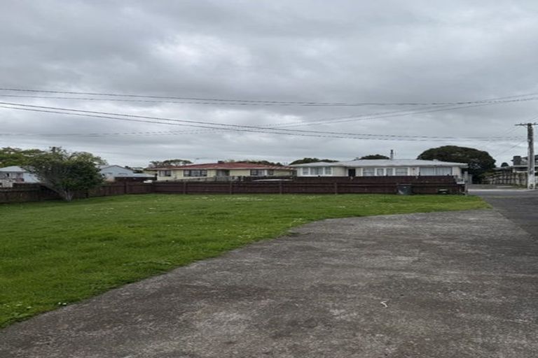 Photo of property in 6 Balfour Road, Manurewa, Auckland, 2102
