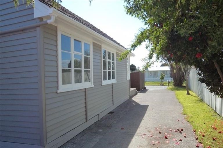 Photo of property in 1/9 Cornwall Road, Mangere, Auckland, 2022