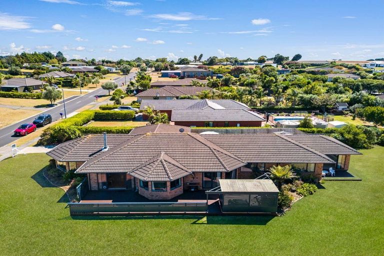 Photo of property in 58 Omana Avenue, Shelly Beach, Helensville, 0874