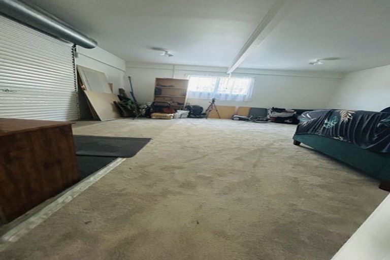 Photo of property in 17b Highlight Parade, Te Atatu South, Auckland, 0610