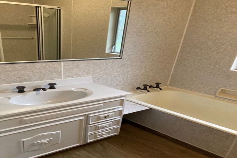 Photo of property in 46 Haultain Street, Fairfield, Hamilton, 3214