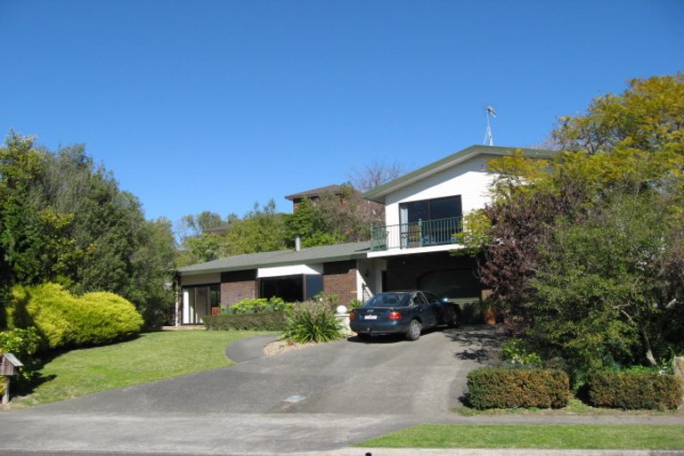 Photo of property in 10 Hunters Hill, Havelock North, 4130