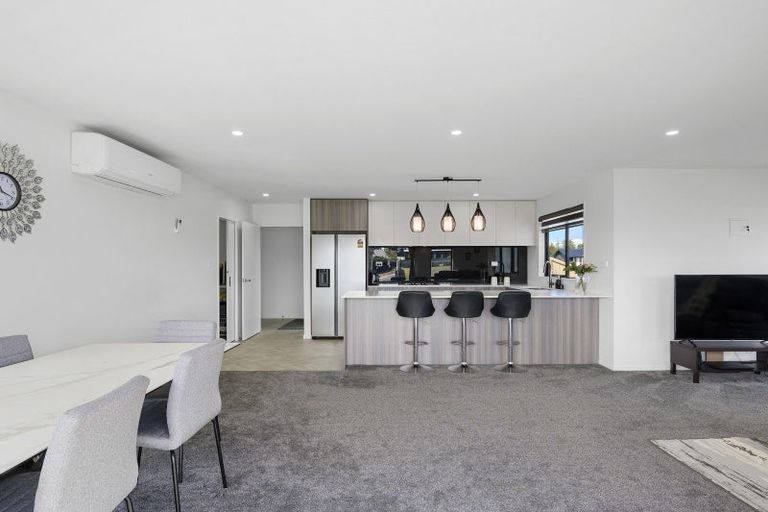 Photo of property in 39 Suffolk Drive, Kirwee, 7571