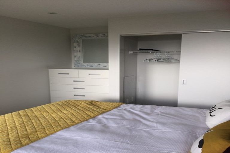 Photo of property in Nouvo Apartments, 4a/21 Rugby Street, Mount Cook, Wellington, 6021