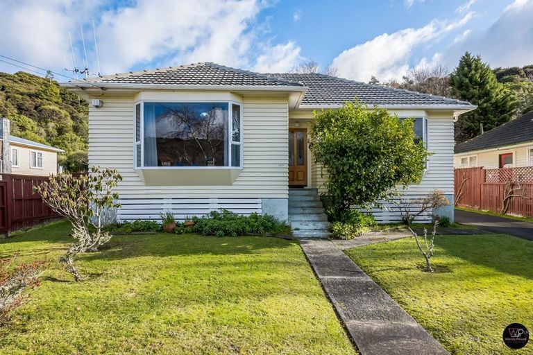 Photo of property in 177 Wellington Road, Wainuiomata, Lower Hutt, 5014