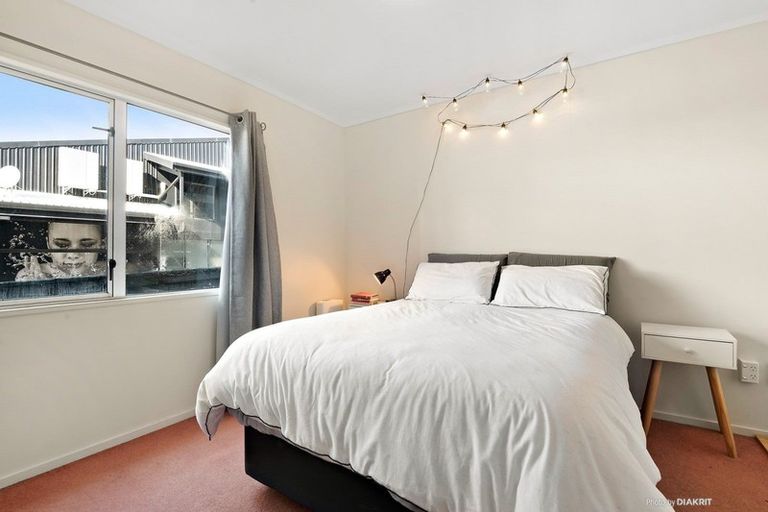 Photo of property in 17/3 Kelvin Grove, Te Aro, Wellington, 6011