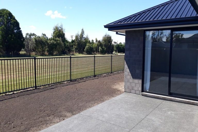 Photo of property in 8 Oscar Lane, Rolleston, 7615