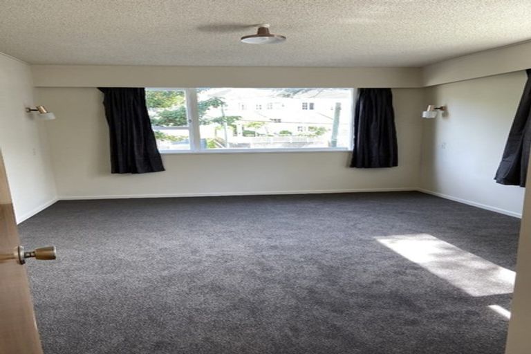 Photo of property in 34 Clutha Avenue, Khandallah, Wellington, 6035