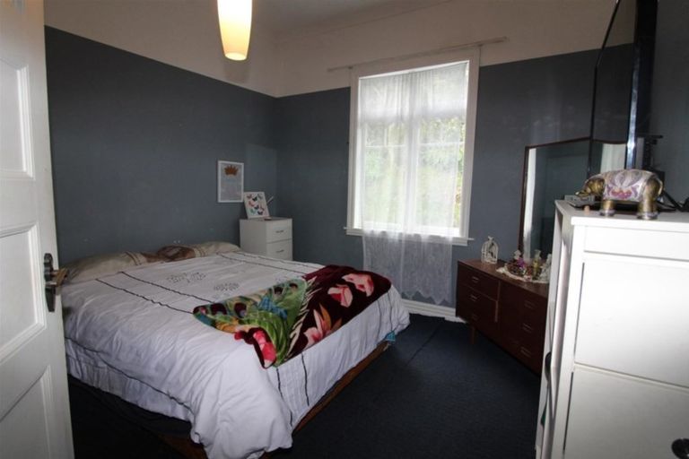Photo of property in 63 Te Henga Road, Waitakere, Auckland, 0781