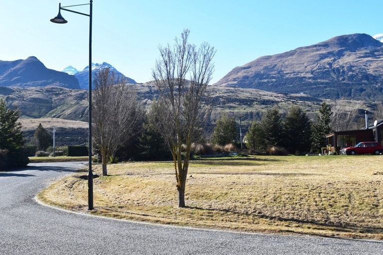 Photo of property in 1 Scheelite Avenue, Glenorchy, 9372