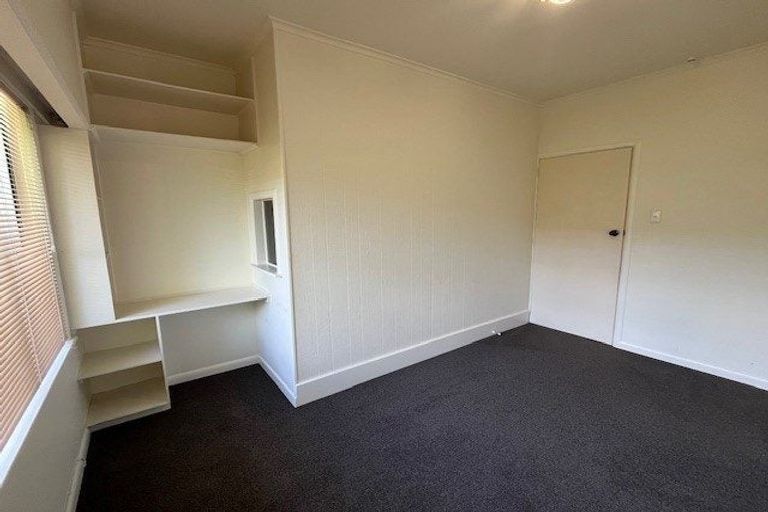 Photo of property in 53 Granger Road, Cockle Bay, Auckland, 2014